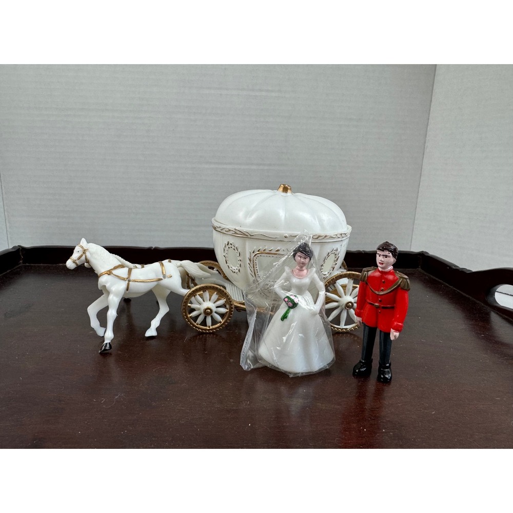 Vintage Wedding Cake Topper Set White Pumpkin Carriage Horses Bride Groom Figure